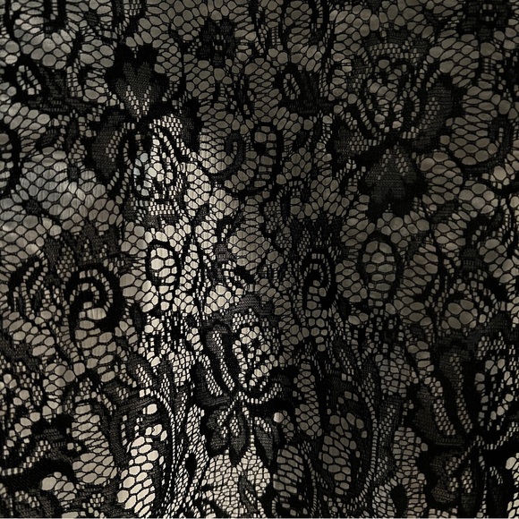 Black lace blouse 🖤 - Picture 4 of 5
